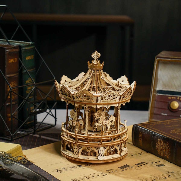 AMK62 - Romantic Carousel (Μελωδία: Carousel Waltz) - Hobbycity.gr - Rokr