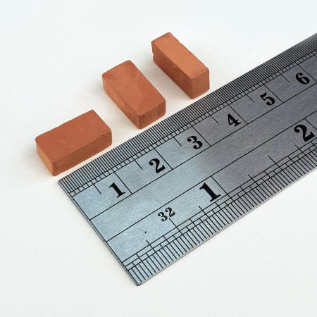 Πέτρες Κόκκινες μεγάλες  5.5 x 7  (200 τμχ)