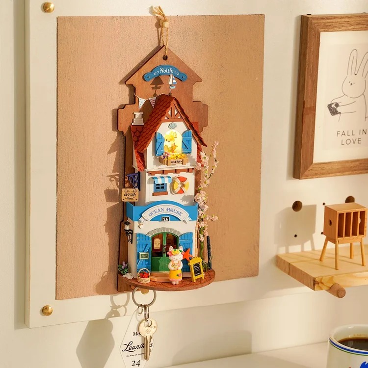 DS022 - Island Dream Villa ~ Κλειδοθήκη με φωτισμό - Hobbycity.gr - RoLife