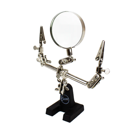 Magnifying glass with clamps