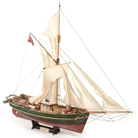 Gjøa Model Ship: Amundsen's Arctic Vessel 