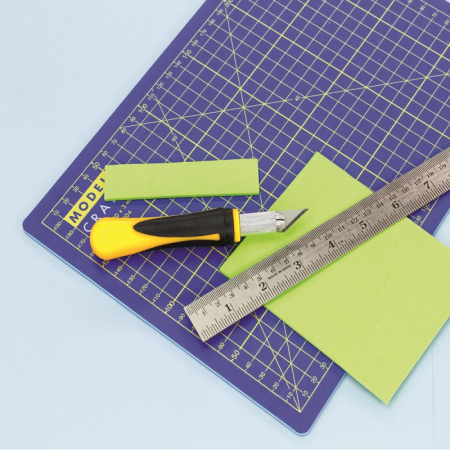 Πλαστικό μαχαίρι χειροτεχνίας με λαβή #5 (115 mm)