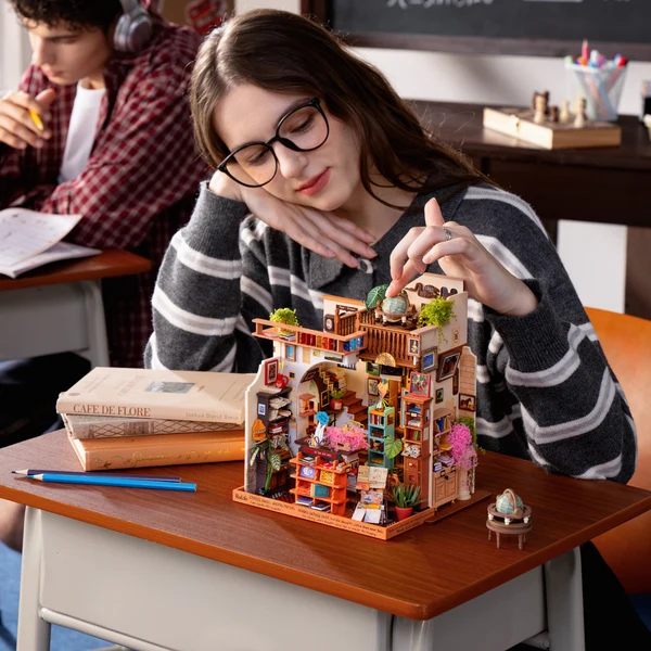 DH103 - Pagestory Books DIY Miniature House - Hobbycity.gr - RoLife