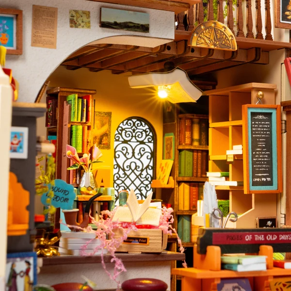 DH103 - Pagestory Books DIY Miniature House - Hobbycity.gr - RoLife