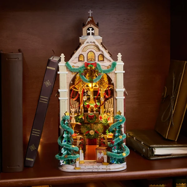 TGB26 - Caroling Cathedral DIY Book Nook - Hobbycity.gr - RoLife