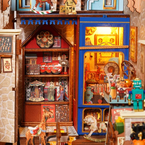 TGB23 - Treasure Toy Shop DIY Book Nook - Hobbycity.gr - RoLife